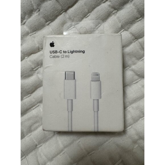 Apple USB-C to Lightning Cable 2m White NWB - Picture 3 of 13